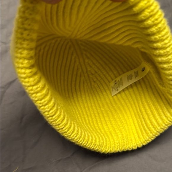 Lululemon Vibrant Yellow Knit Beanie Hat - Picture 4 of 6